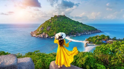 beautiful-girl-standing-viewpoint-koh-nangyuan-island-near-koh-tao-island-surat-thani-thailand